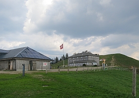 Berggasthaus                    Chrzegg