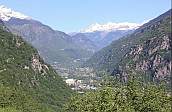 Leventina Richtung Airolo, Blick
            vom Val d'Ambra, Bild: www.montagnaticino.com