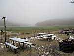 Picknickplatz im Eschheimertal, in der Bildmitte
                  der Mittelpunkt des Kantons Schaffhausen