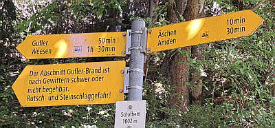 Wegweiser mit Warnung Schafbett, Sep.2025
