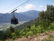 Seilbahn unterhalb Mornera, im Hintergrund Monte  Tamaro