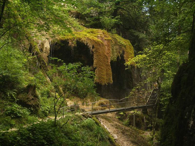 Wanderung teufelsschlucht blüemlismatt