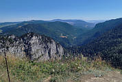 Blick in die Areuseschlucht und zum Neuenburgersee