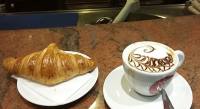ein stilvoller caffè in
                                          Aosta