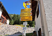 Wegweiser Chants / Bergün