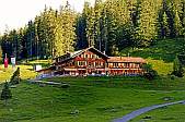 Hotel Oeschinensee;
              Bild: Simon Wüthrich